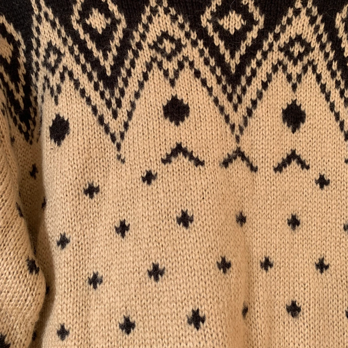 Stickad tröja  - 90