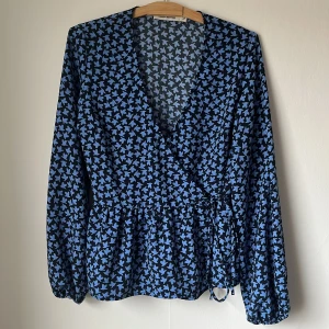 Omlottblus från Carin Wester - ✨