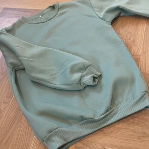 Shein tröja  - Köpt från Shein 