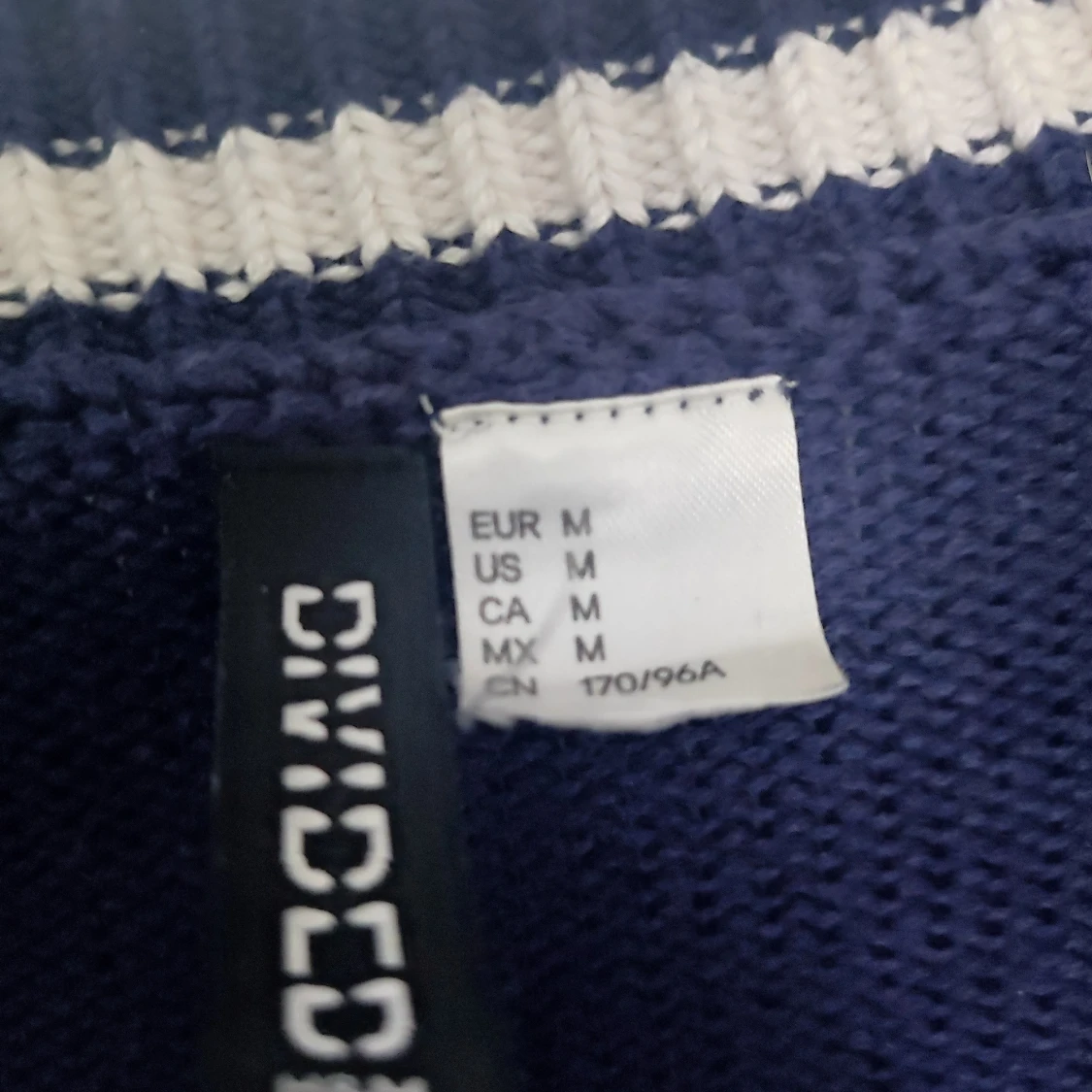 Stickad kofta stl M - 91