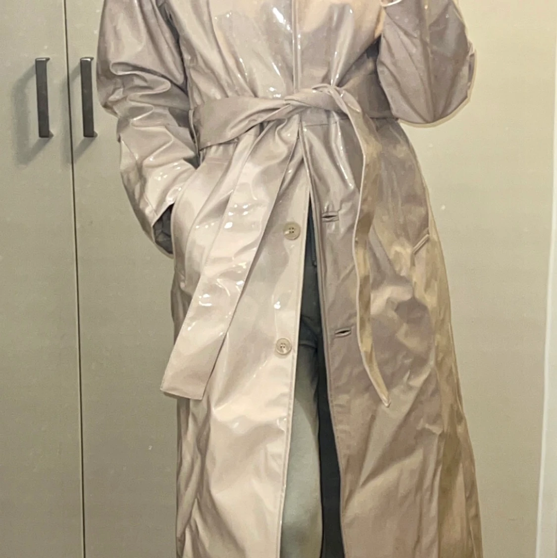 Trenchcoat lackad  - 91