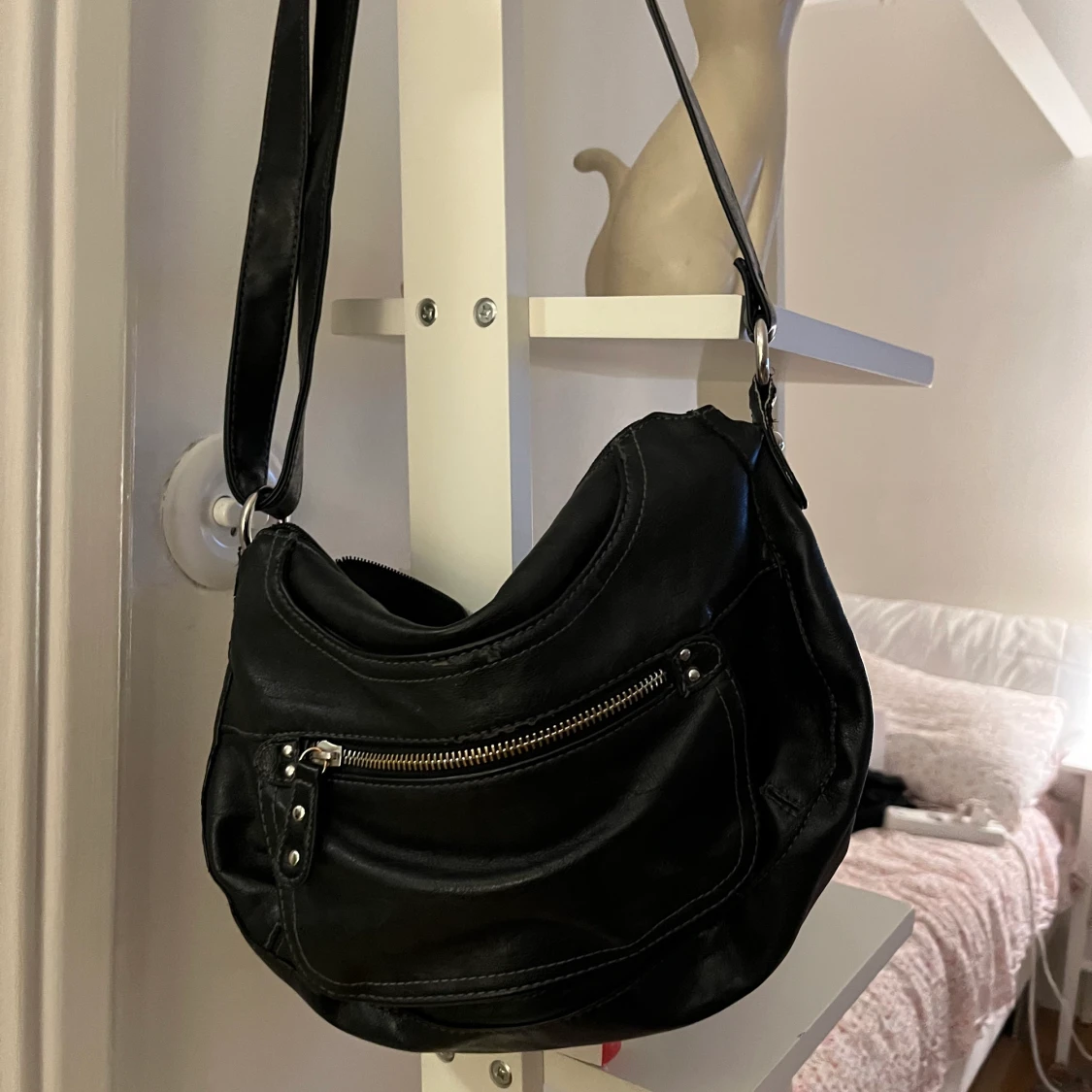 Svart väska - 90