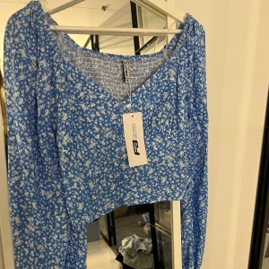 Tröja - Superfin oanvänd tröja. Lapp kvar