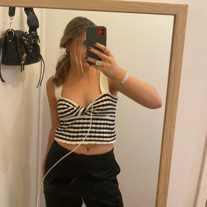 Stickad topp - Stickad topp köpt i Spanien i somras 