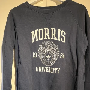 Sparsamt använd Morris tröja - Använd ca 3 gånger Köpt för ca 2 år sedan Pris: 300kr + frakt Pris går att diskutera