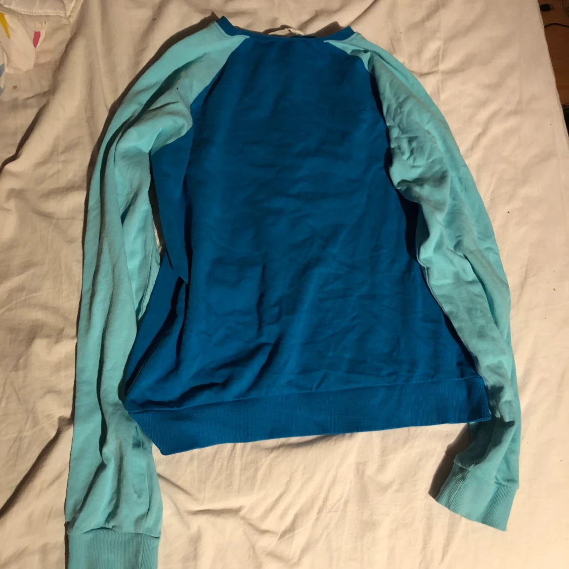 Blå långärmad  - 90