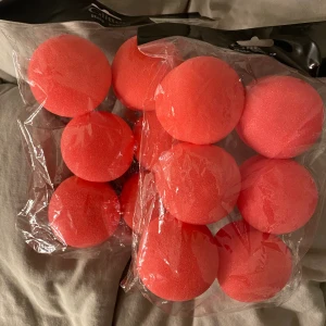 Hair rollers - Har dessa två oöppnade, sen har jag även ett paket öppnat man får med på köpet om man är smidig💗