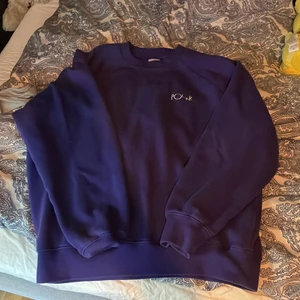 Lila polar crewneck - ball lila polar crewneck