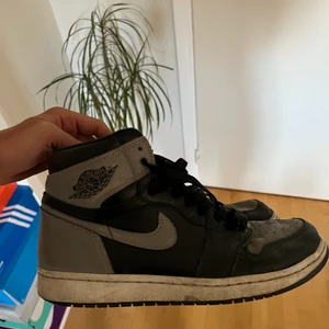 Jordan 1 shadow 2018 - Dessa är beeaaat men chill