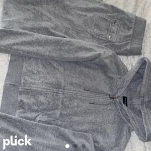 Juicy set elr bara byxor  - Jag söker juicy set elr bara byxor i storlek L/S jag är 168 lång och vill helst köpa dom för 600 