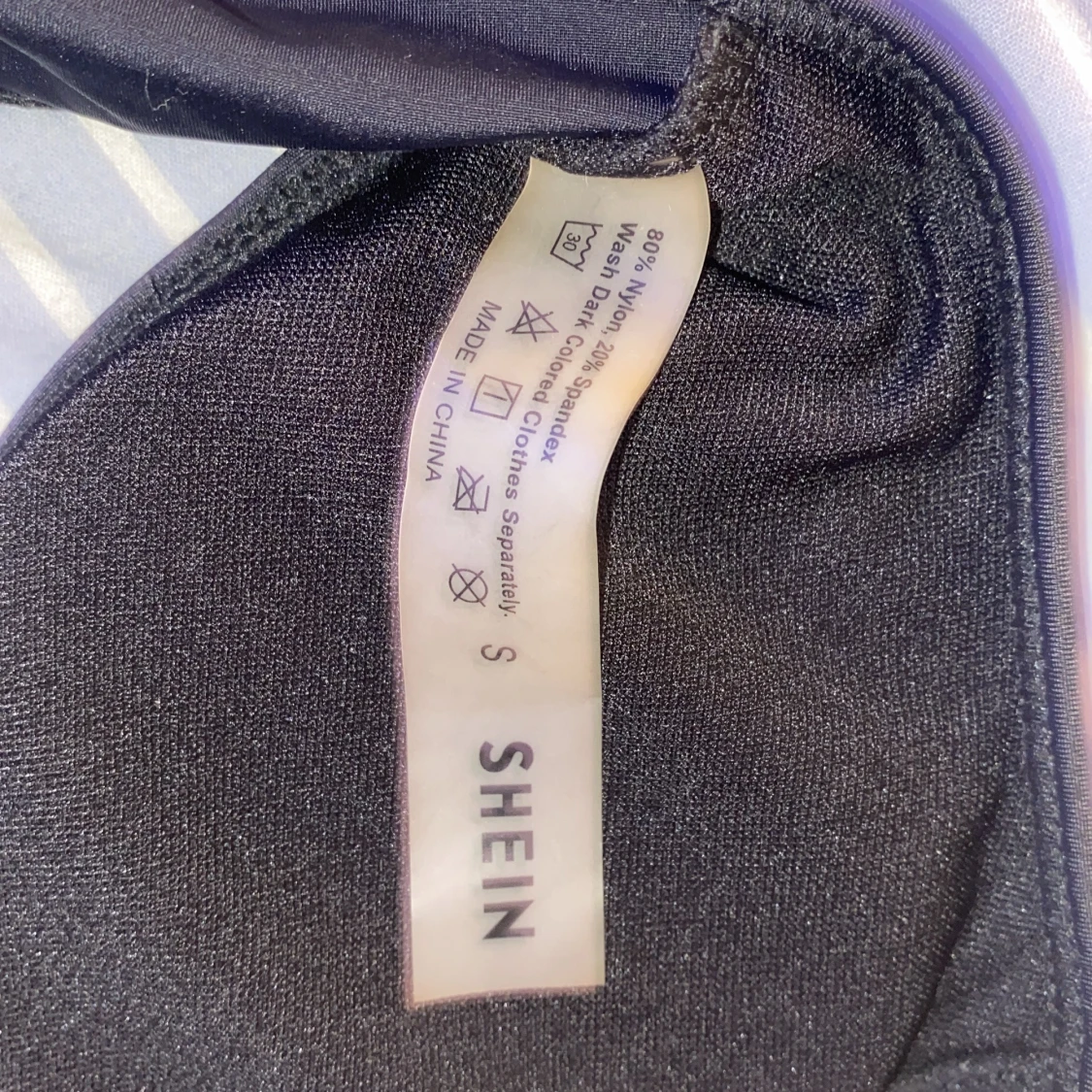 Svart bikinitopp - 91