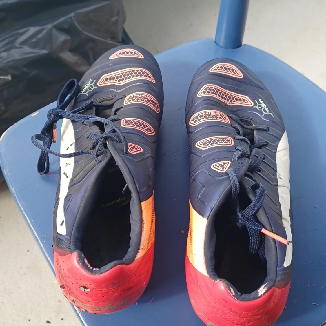 Puma evopower fotbollsskor (använda)