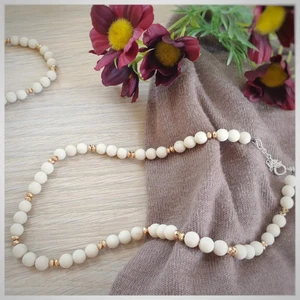 Halsband river stone - Handgjorda halsband gjorda av halvädelstenar  On du vill köpa kontakta med mig eller du kan göra det direkt genom min hemsidan.  egnajewelry.com