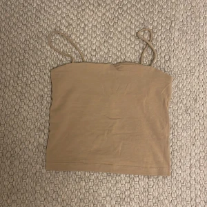 Linne - Nytvättad, ny skick och använd 3-5 gånger