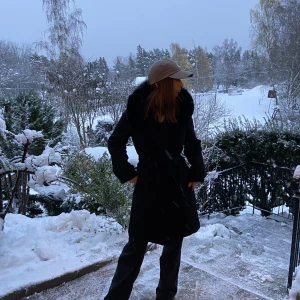 Kappa från MaxMara - Svart kappa från MaxMara