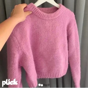 Storlek s - Jätte fin stickad tröja från zara i storlek s, frakt 66kr