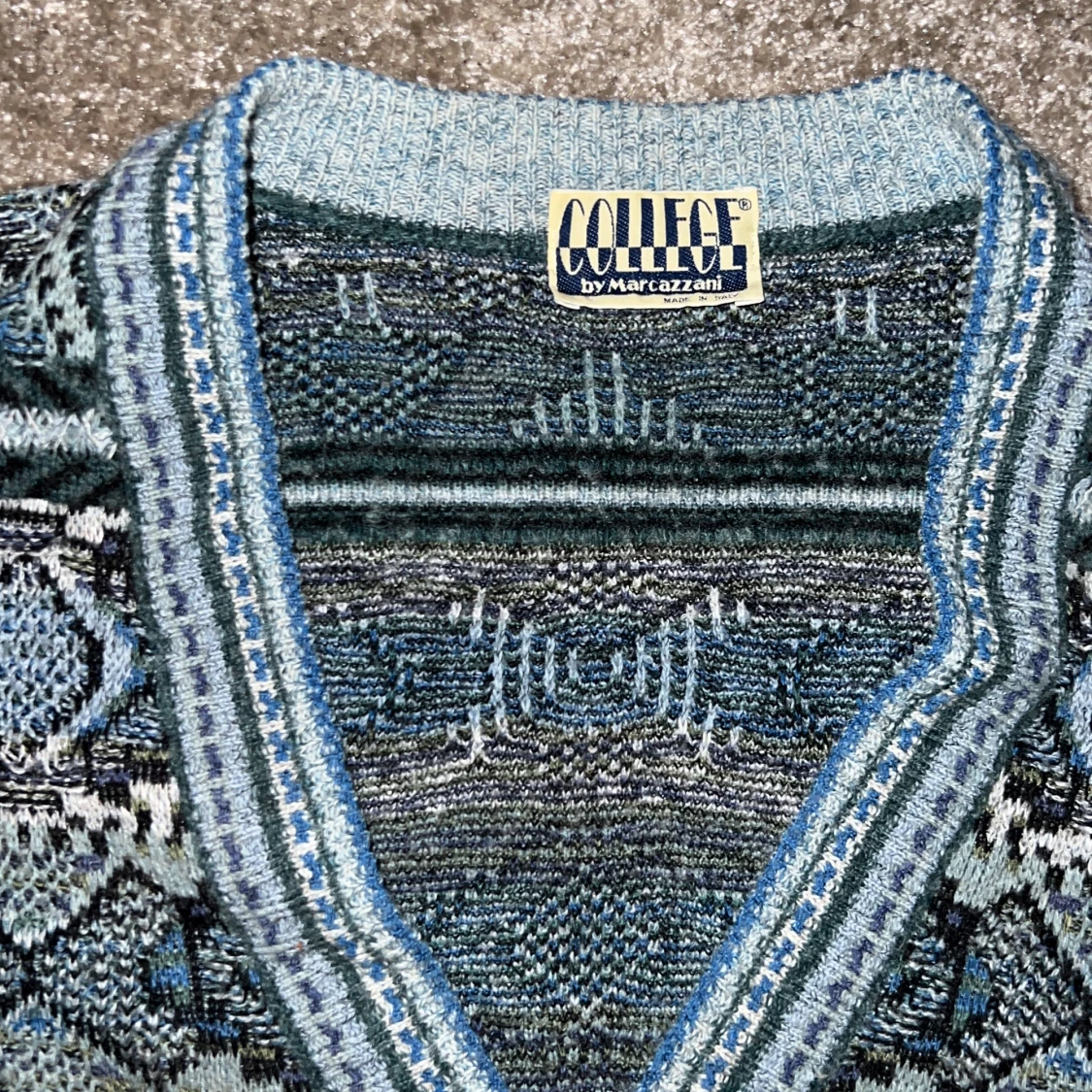 Cardigan från Italien - 91