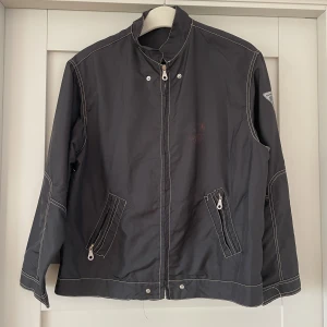 tunn jacka  - strl s/m