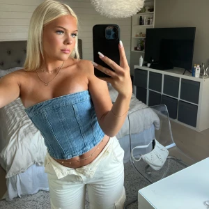 Jeans korsett - Jeans korsett från zara, endast använd 1 gång men kommer inte till användning