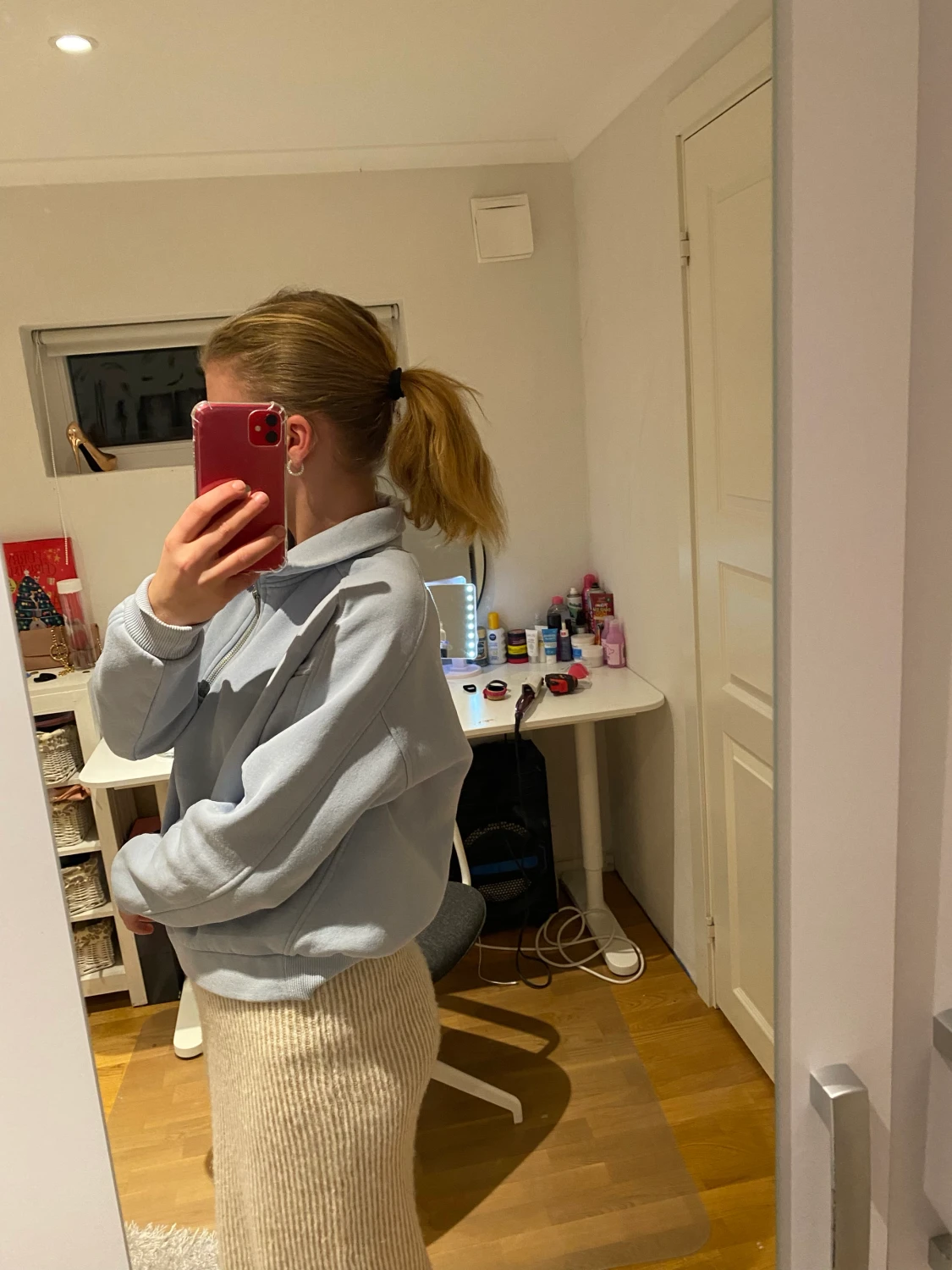 Blå tröja med krage  - 90