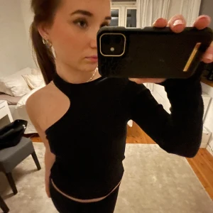 Finaste festtoppen - Fin topp från Mango! 