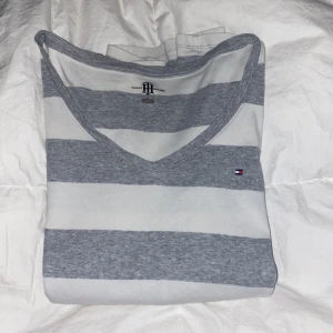 Tommy Hilfiger - Sjukt fin tröja från TH i storlek m!