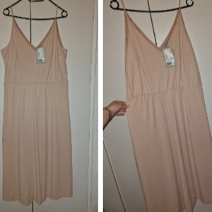 Klänning - Super fin klänning🫶🏼