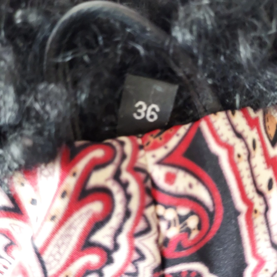 Svart afghan jacka  - 91