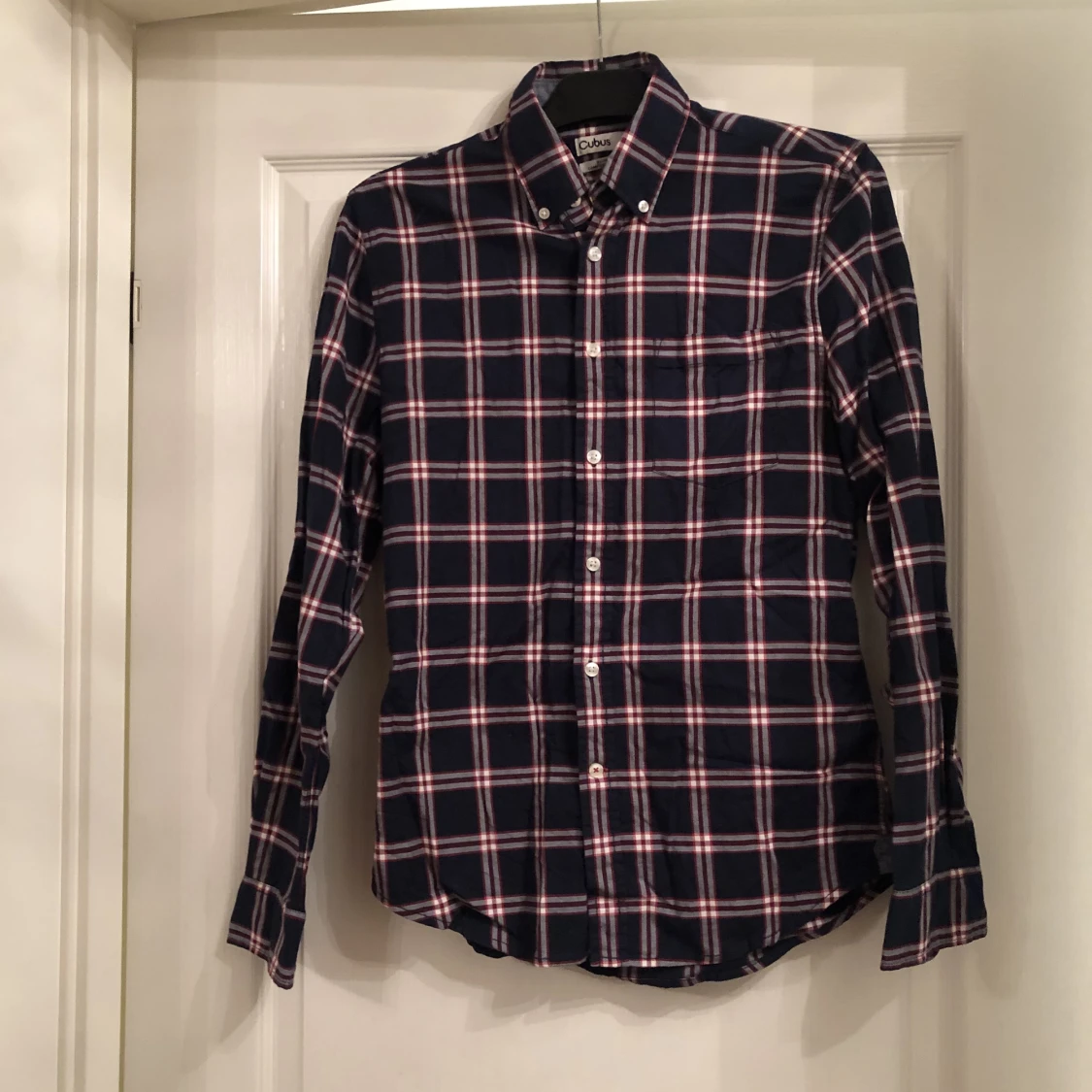 Skjorta i nyskick storlek S