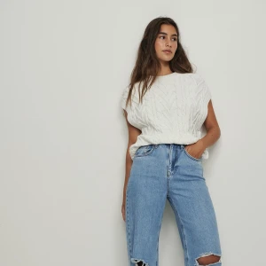 Stickad vest  - Stickad vest från nakd. Använd få gånger. Ordinarie pris 379❤️❤️