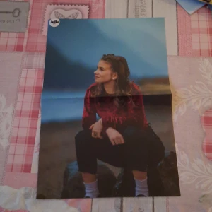 Outer banks/eMMa poster - Det är en poster. I fin skick. Kan skicka fler bilder.