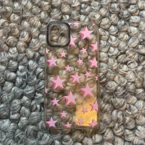 Mobilskal  - Säljer ett mobilskal från Shein för 15kr pga aldrig använt❤️ bra skick