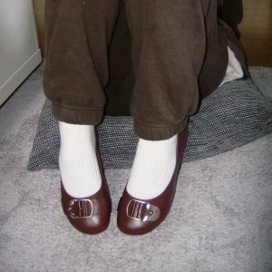 Röda Ballerina i äkta skinn - Ballerina S.38  Äkta skinn 