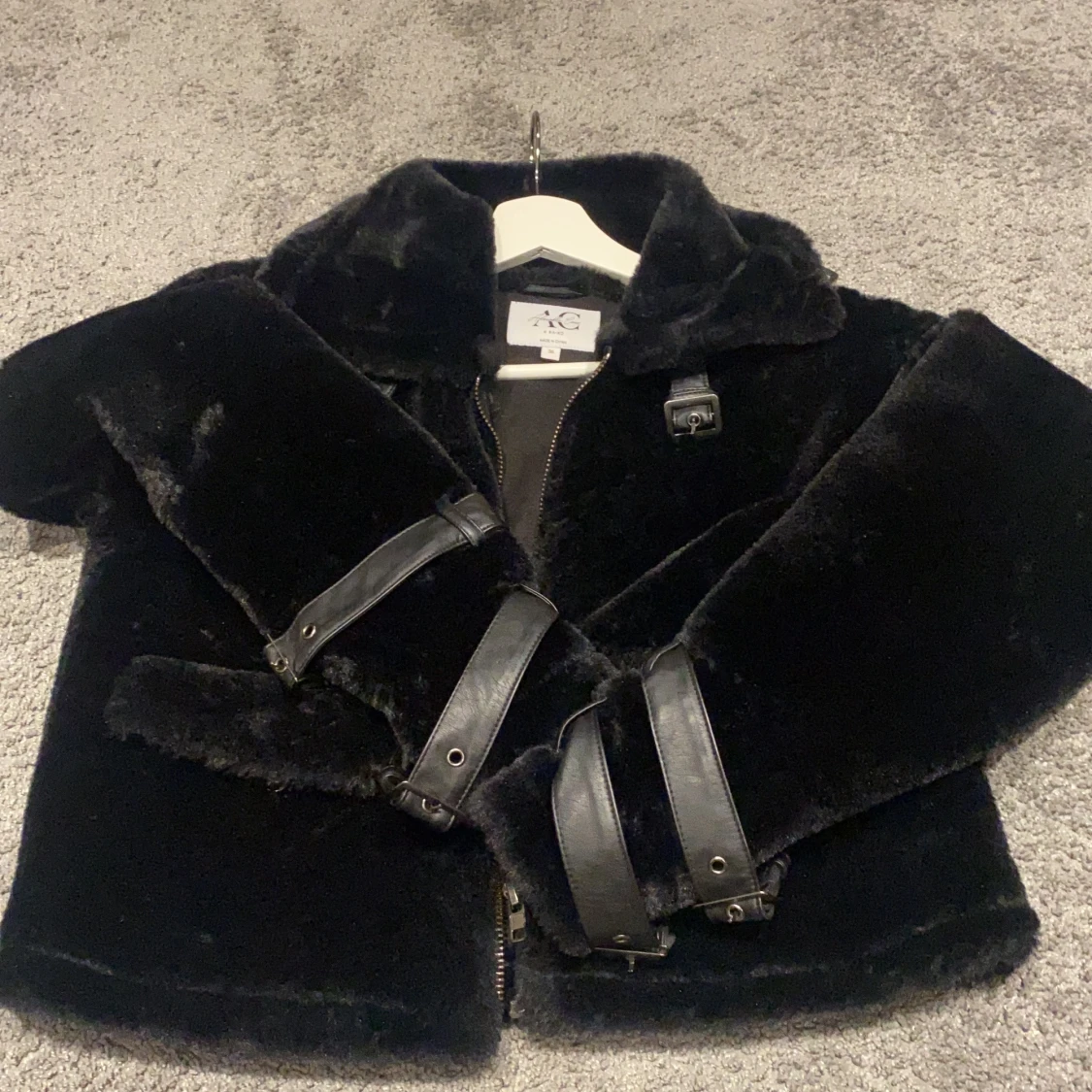 Jacka från NA-KD stl 36