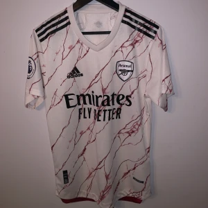 Arsenal bortaställ  - Storlek M