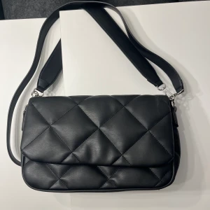 Cordelia väska  - Aldrig använd. 