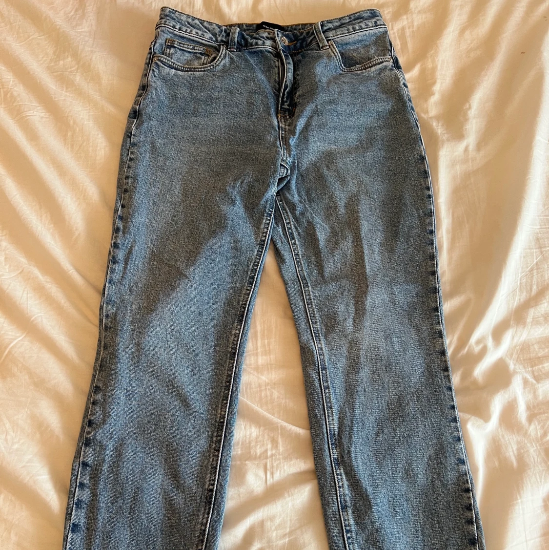 Blåa jeans från Vero Moda storlek 29/32