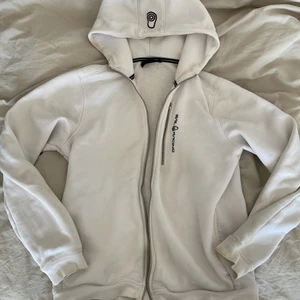 Tröja - Sail racing hoodie, lite smink vid luvan men ska tvätta och de om de går bort, båda dragkedjor sönder