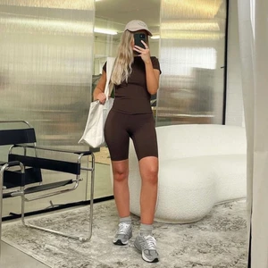 Adanola topp - Säljer denna adanola topp som tyvärr inte passade mig. Helt oanvänd!