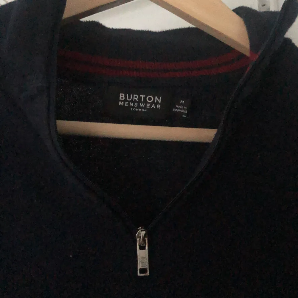 Blå half-zip tröja från Burton mens wear london, storlek M bra skick!. Tröjor & Koftor.