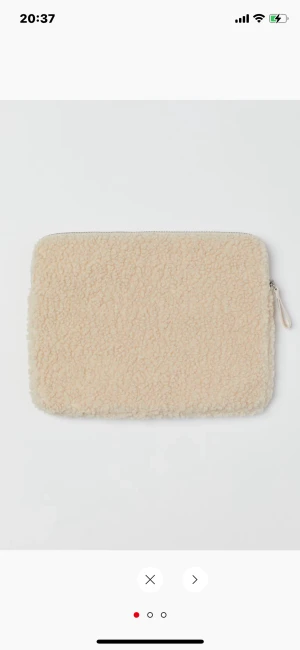 Datorfodral  - Säljer detta datafodral från H&M. Använt flitigt men inga skador eller defekter. Säljer för 50kr+frakt