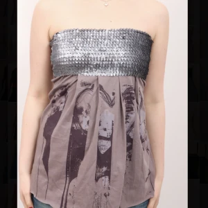 ⚡️festtopp⚡️ - Denna snygga tubtoppen med paljetter ❤️‍🔥 Topp:100 Frakt:43