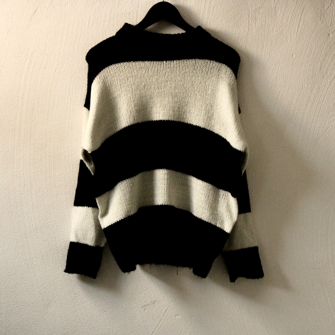 Tjock stickad tröja 