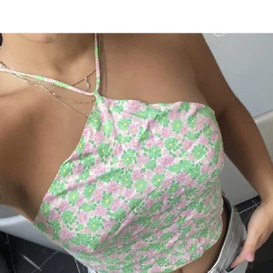Topp zara - Superfin topp ifrån zara!!🫶🏼🫶🏼 (Bilden är lånad)