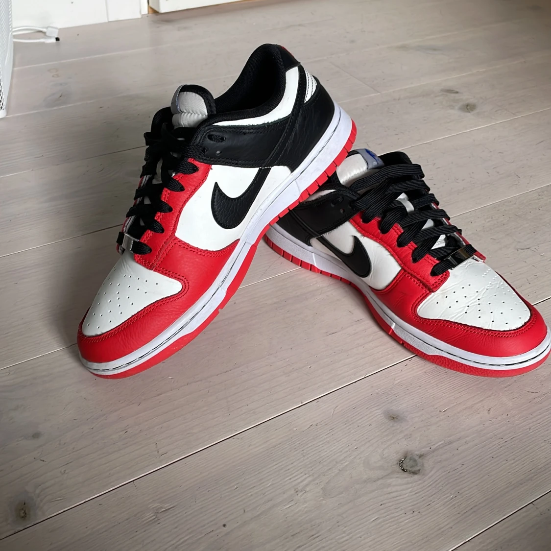 NIKE DUNK LOW NBA 75TH ANNIVERSARY CHICA - 90