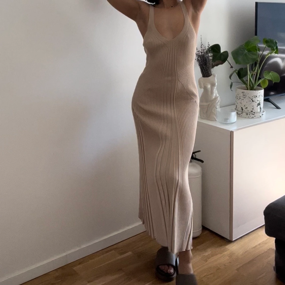 Ribbad klänning - 90