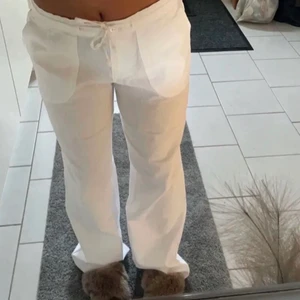 Linnebyxor vita - Fina linnebyxor! Nästan aldrig använda! Slutsålda