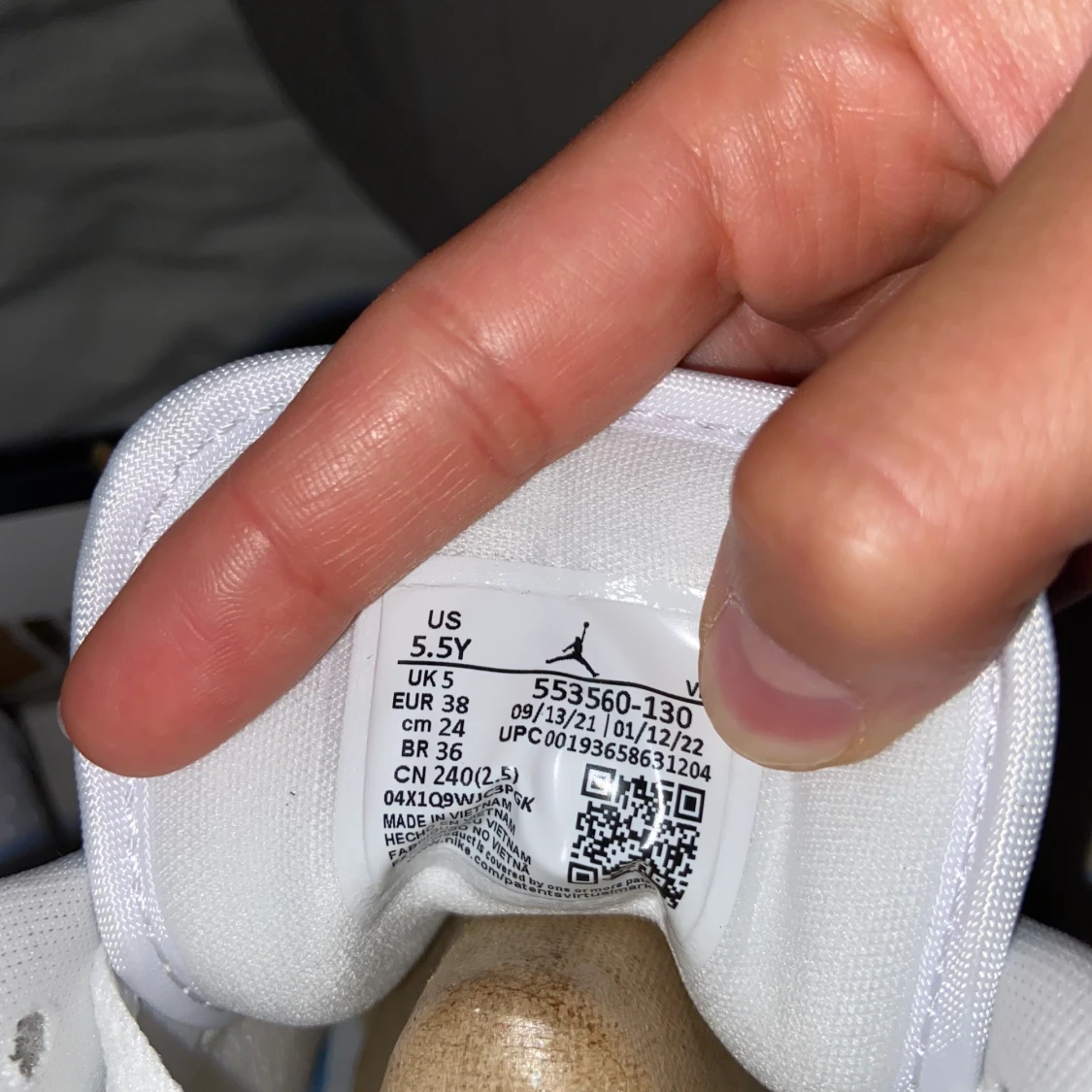 Jordan 1 Low White  - 91