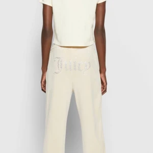 Juicy couture byxor - juicy couture byxor köpta från Juicy Coutures hemsida. Köparen står för frakten.