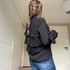 Blus - Råkade köpa två likadana:)